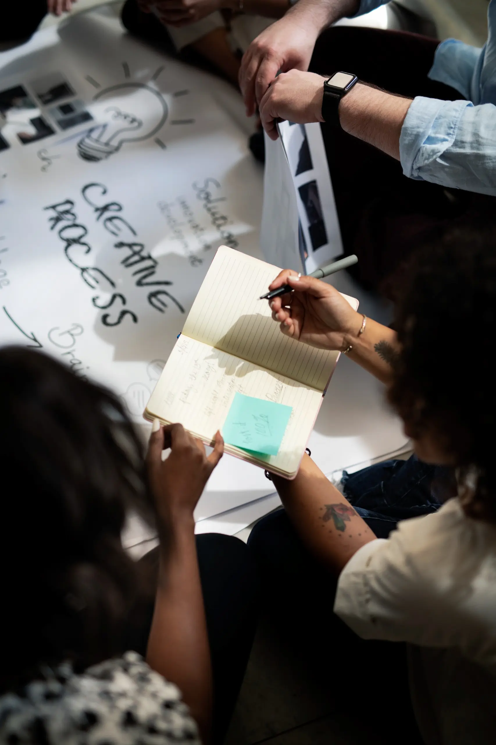 Proyecto de branding y diseño realizado por Agencia Jirafa Digital