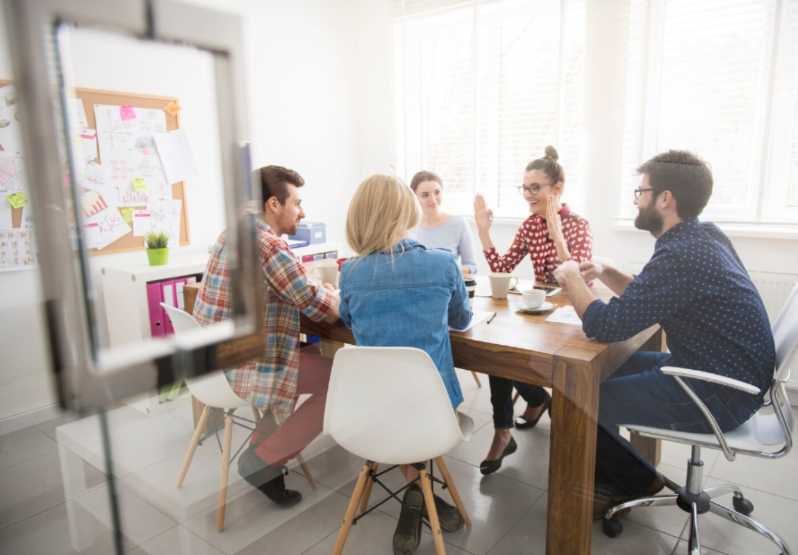 Equipo de Agencia Jirafa Digital - Expertos en Branding