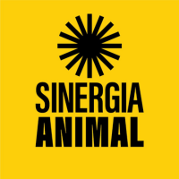 Logo del cliente Sinergia Animal - Diseño de Branding por Jirafa Digital